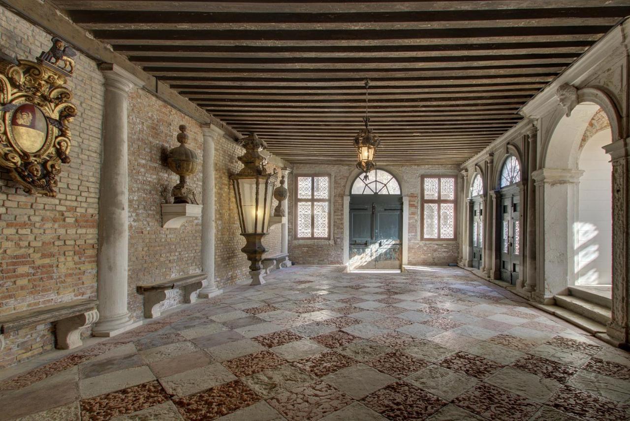 Doge Stair, Gorgeous - Bbc Venice Grand 2024 Tour Recorded Here! Kültér fotó